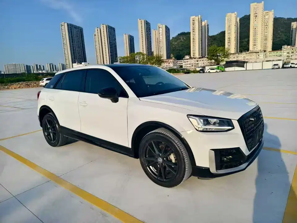 Audi Q2L Audi Q2L
