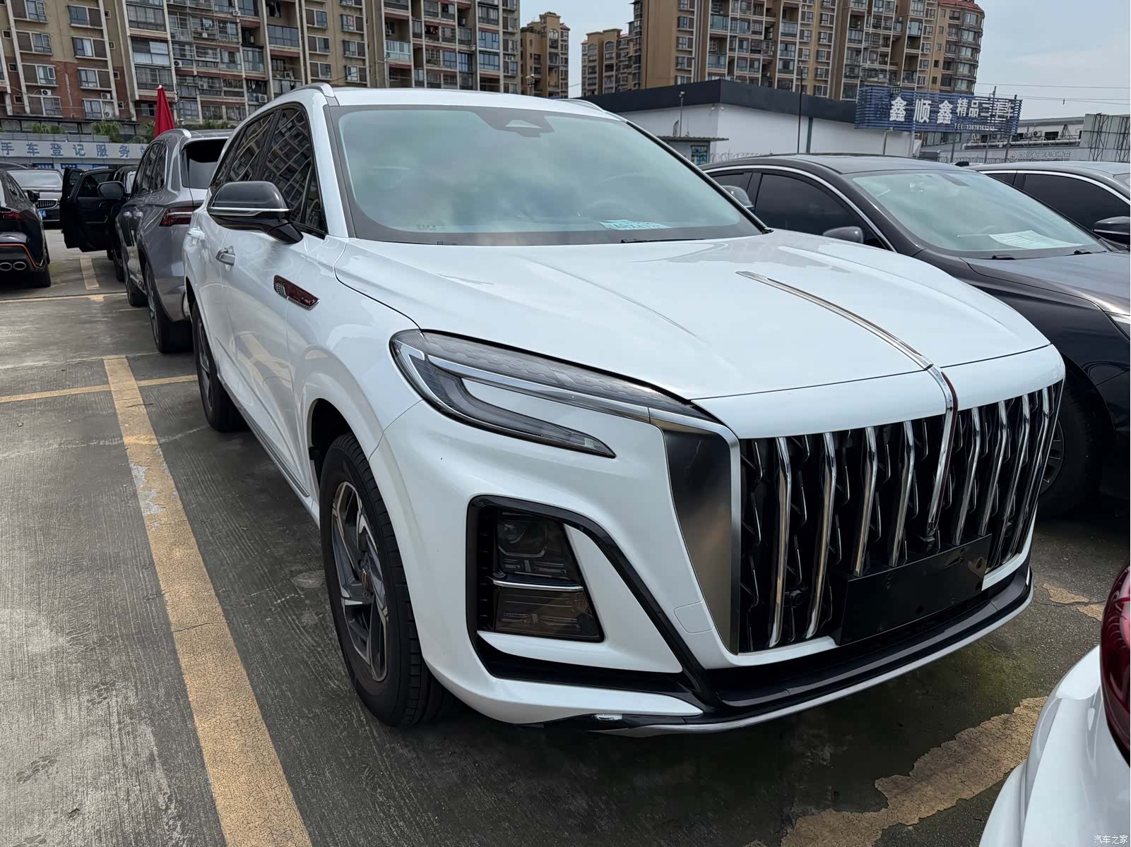 Hongqi HS3, 2023 2