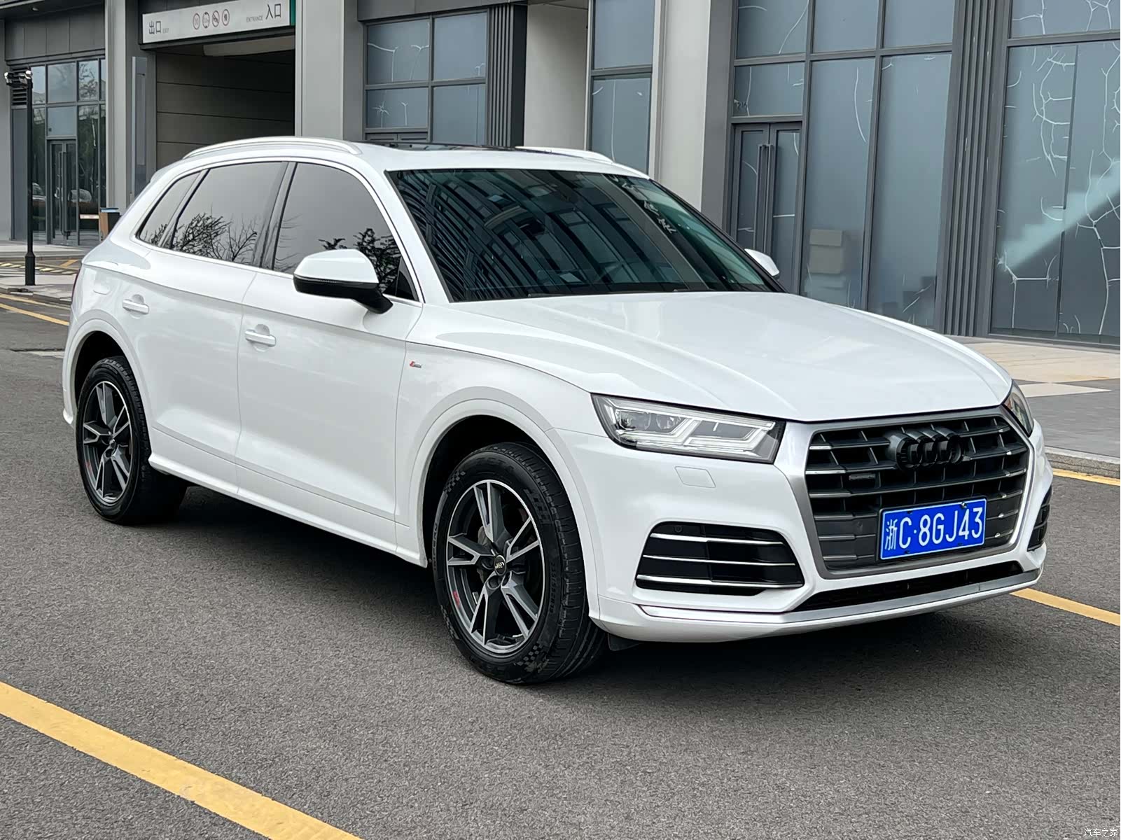 Audi Q5L, 2020 3