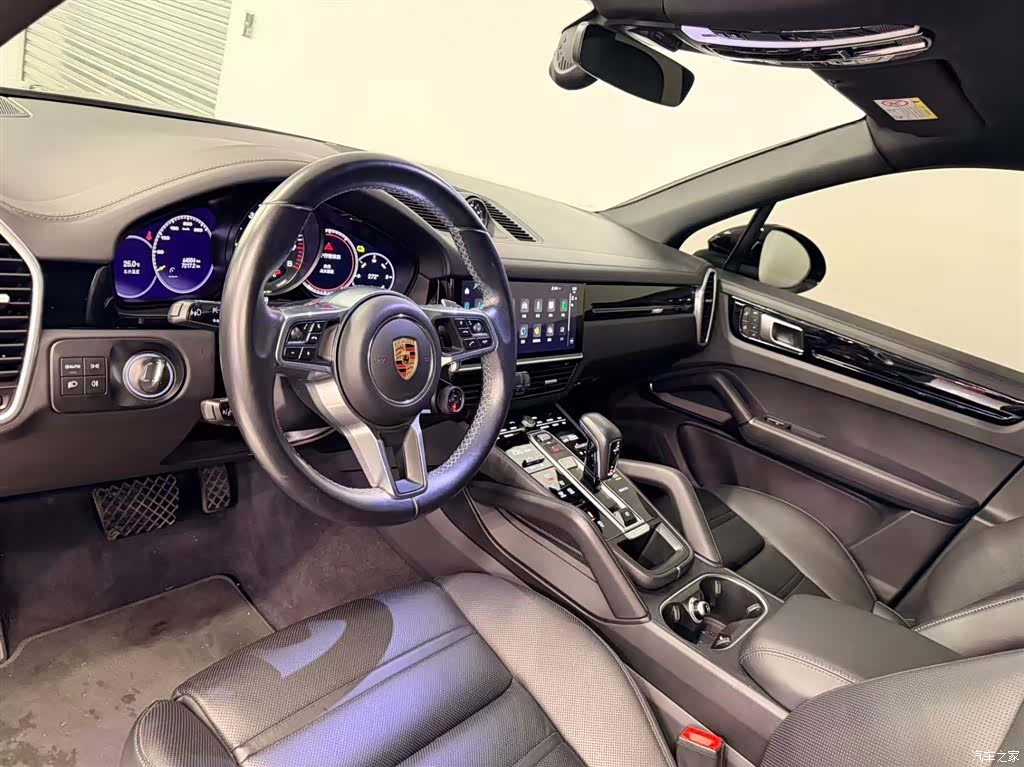 Porsche Cayenne, 2022 10
