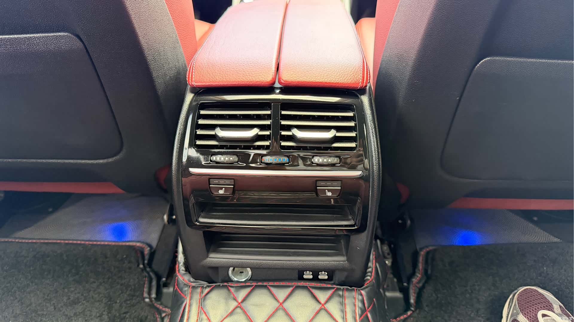 BMW 5 Series, 2020 14