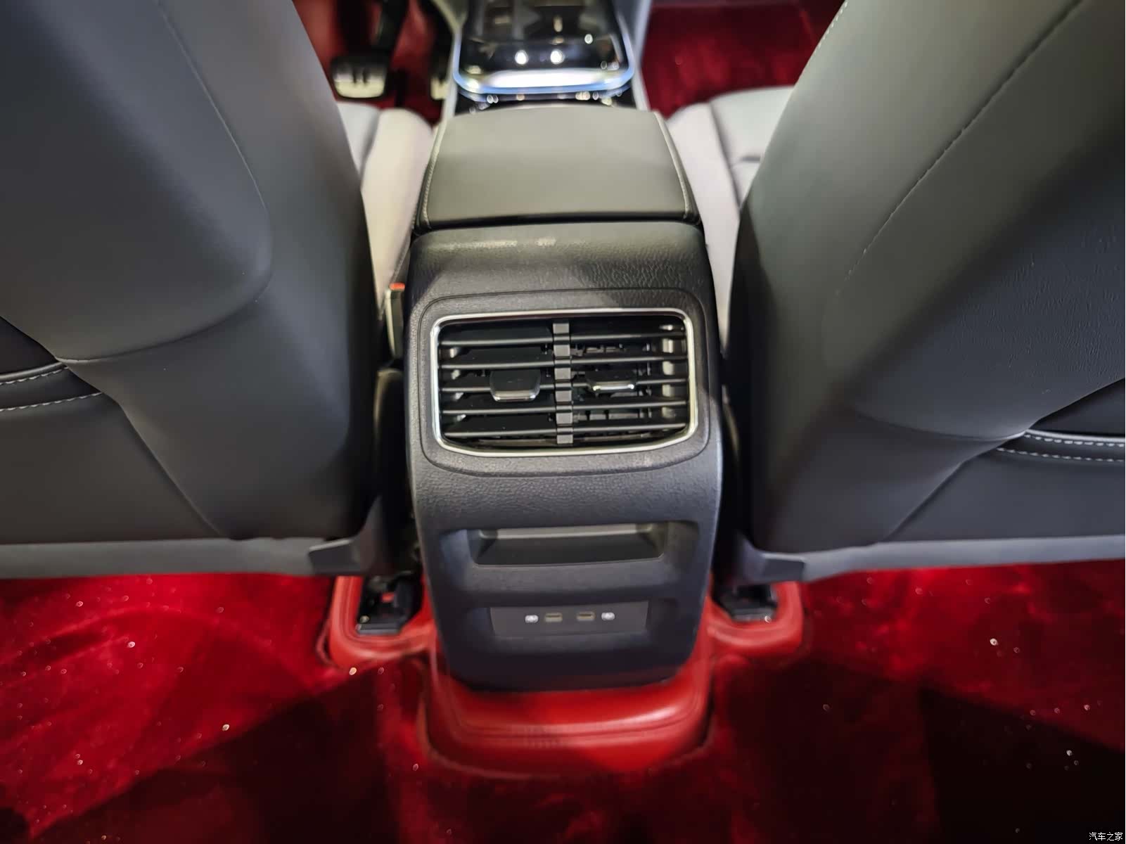 Volkswagen ID.4, 2024 15