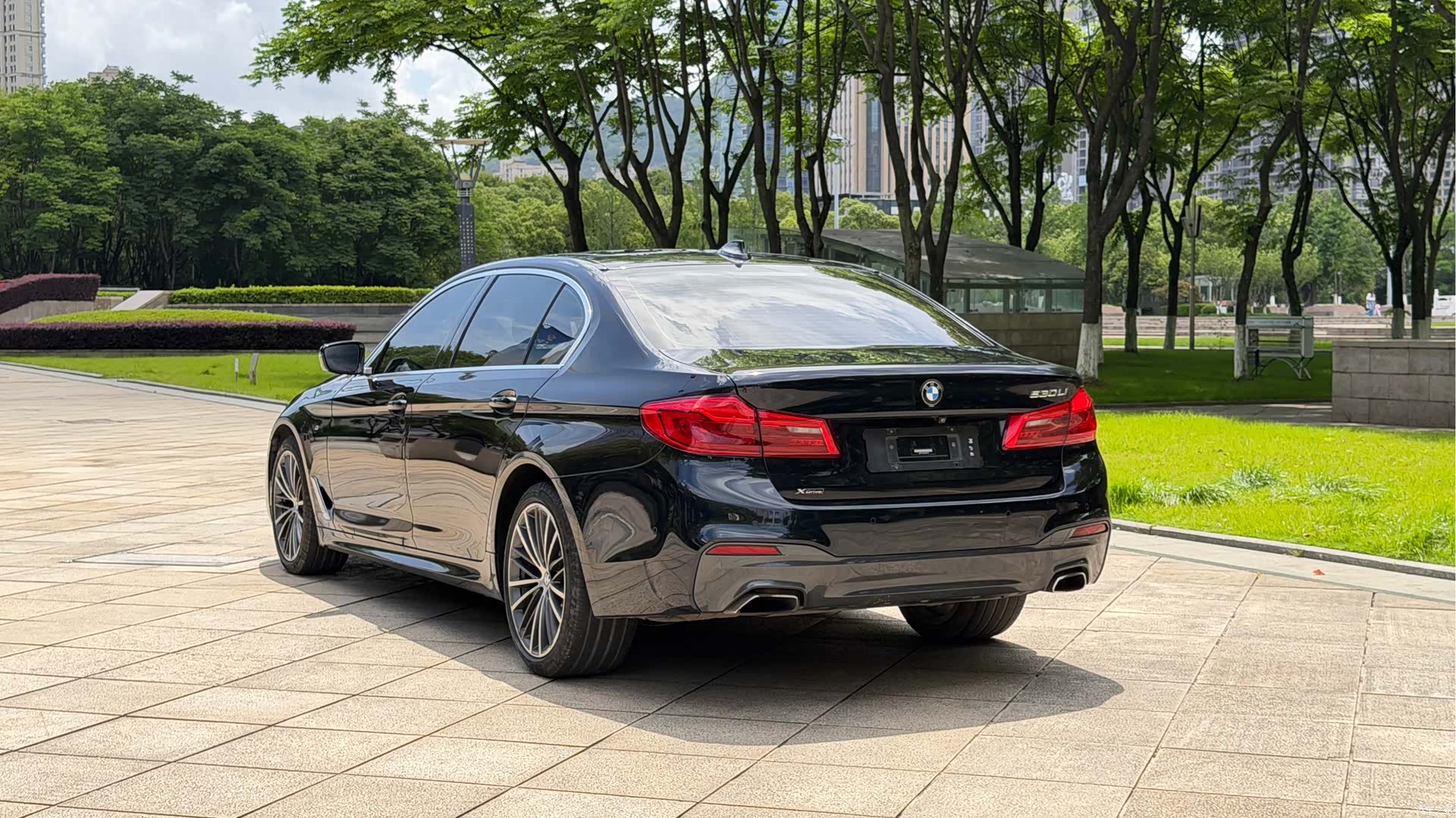 BMW 5 Series, 2020 26