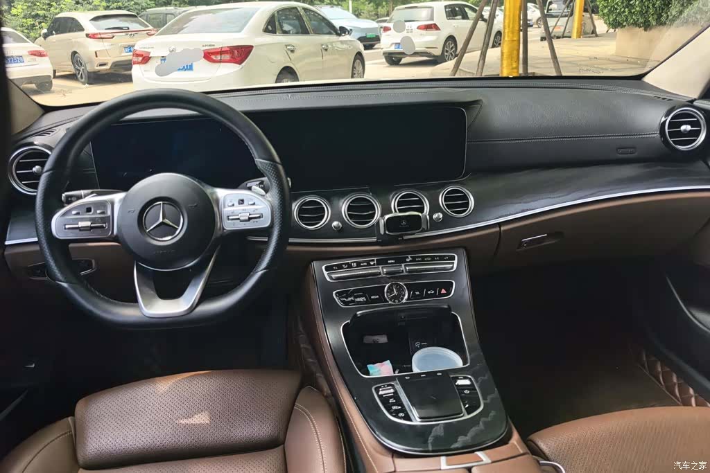 Mercedes-Benz E-Class, 2019 12