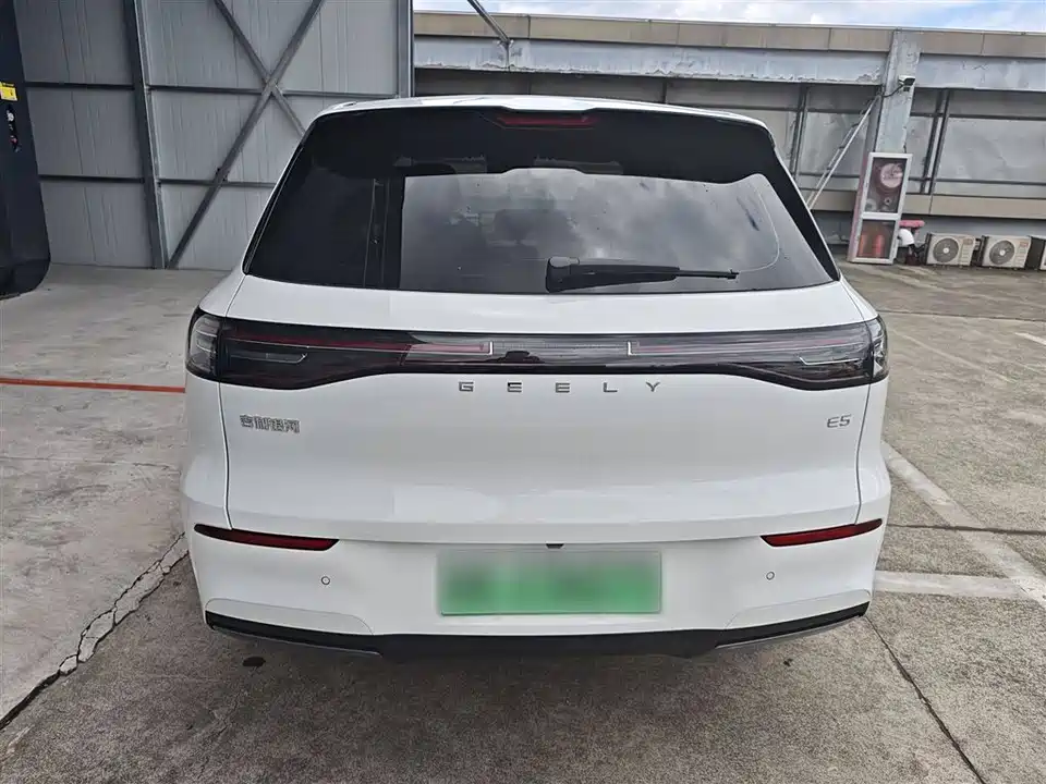 Geely Galaxy Galaxy E5