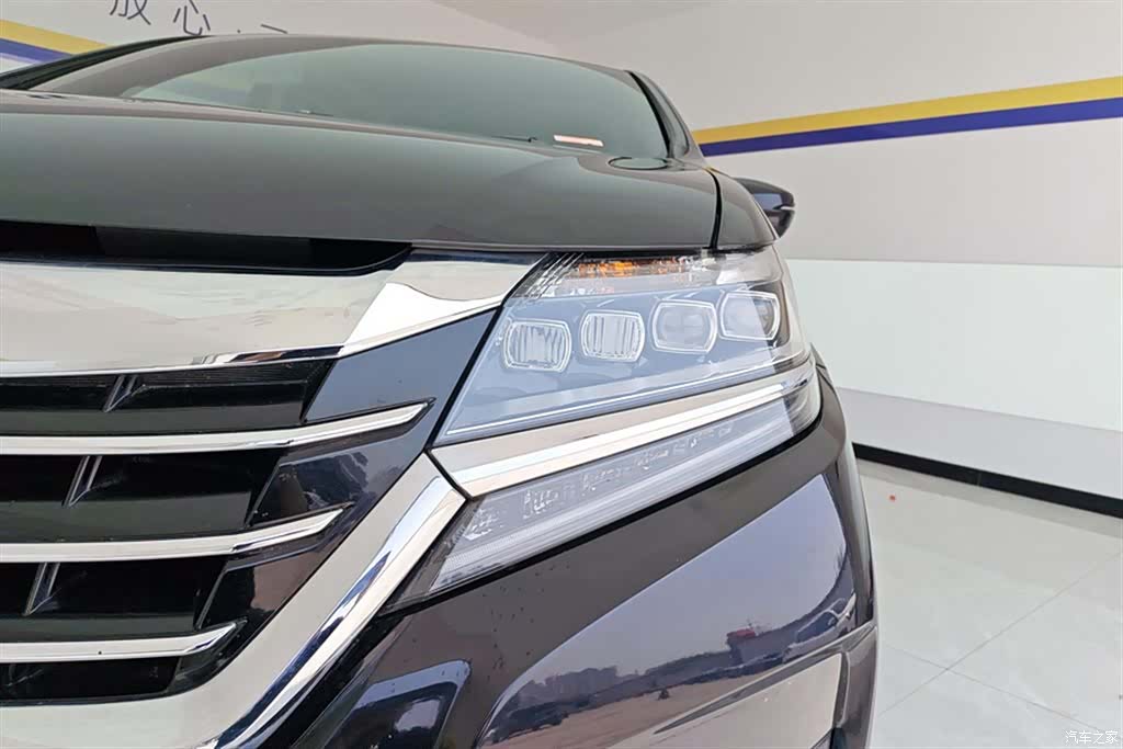 Honda Elysion, 2017 все фото