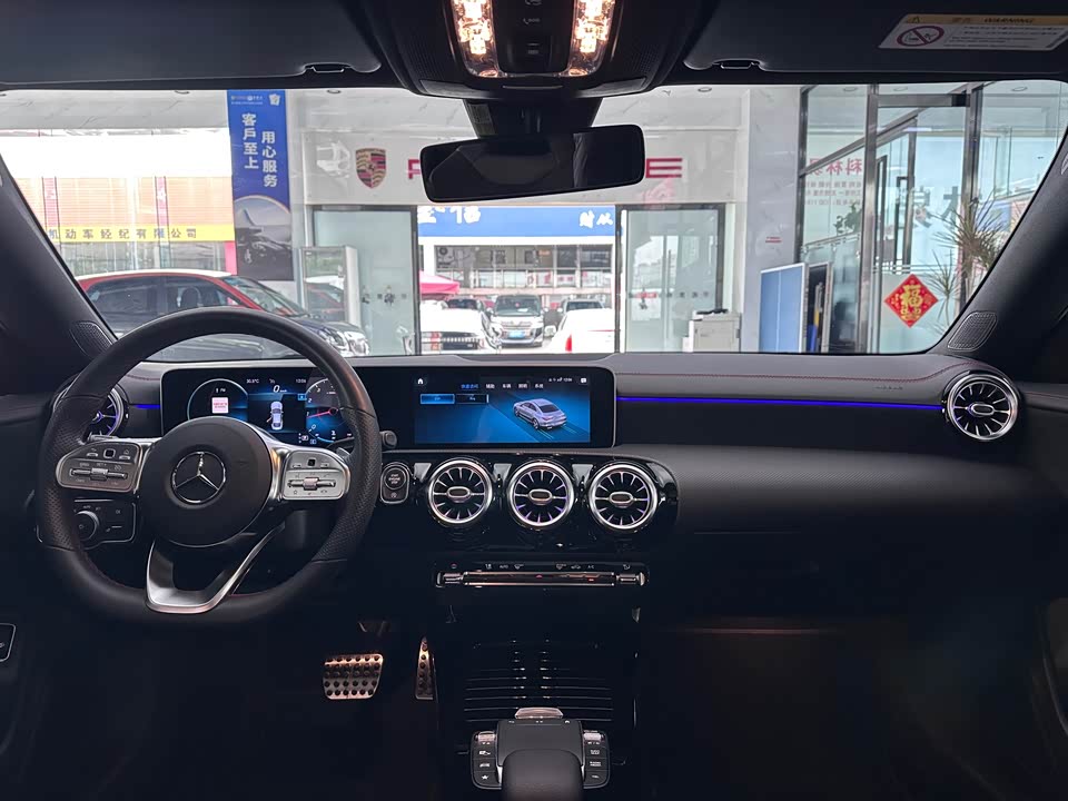 Mercedes-Benz CLA