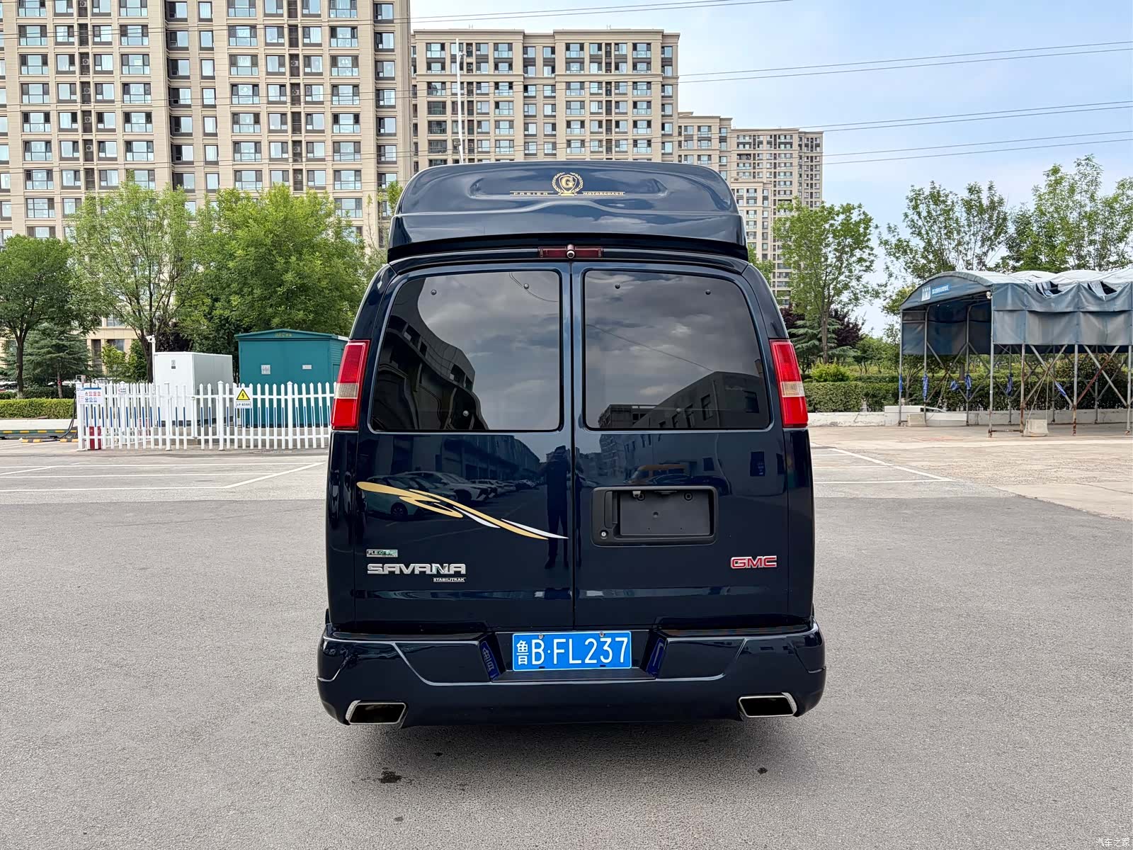 GMC SAVANA, 2012 все фото