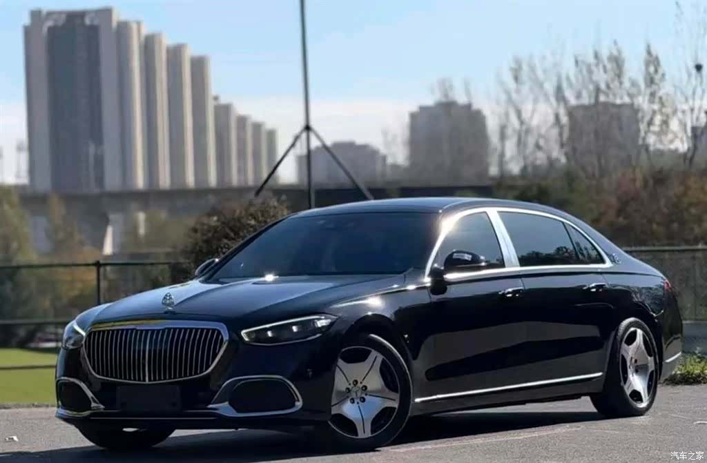 Maybach S-Class, 2022 1