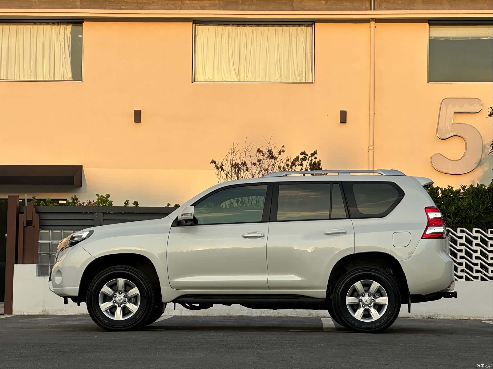 Toyota Prado, 2016 2