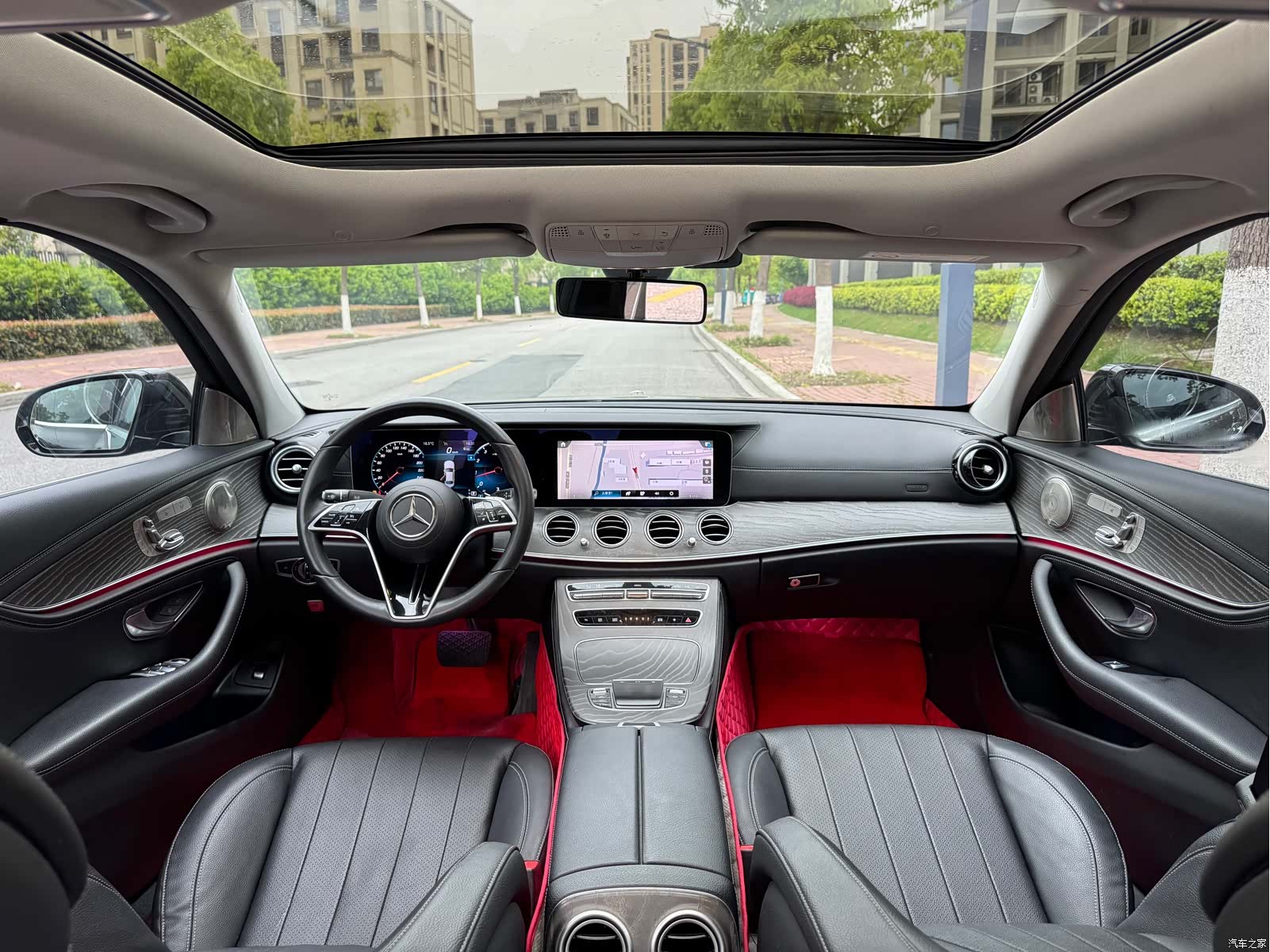 Mercedes-Benz E-Class, 2022 все фото