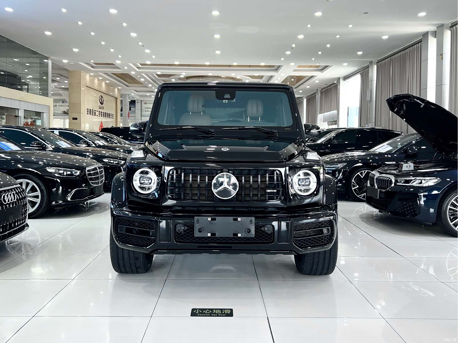 Mercedes-Benz G-Class, 2021 3
