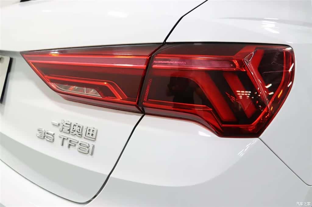 Audi Q3, 2020 14