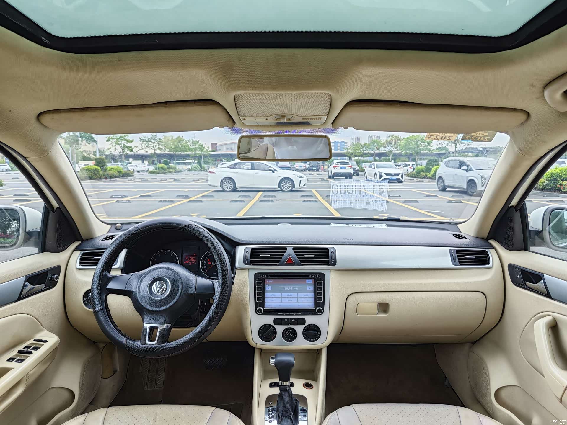 Volkswagen Bora, 2010 10
