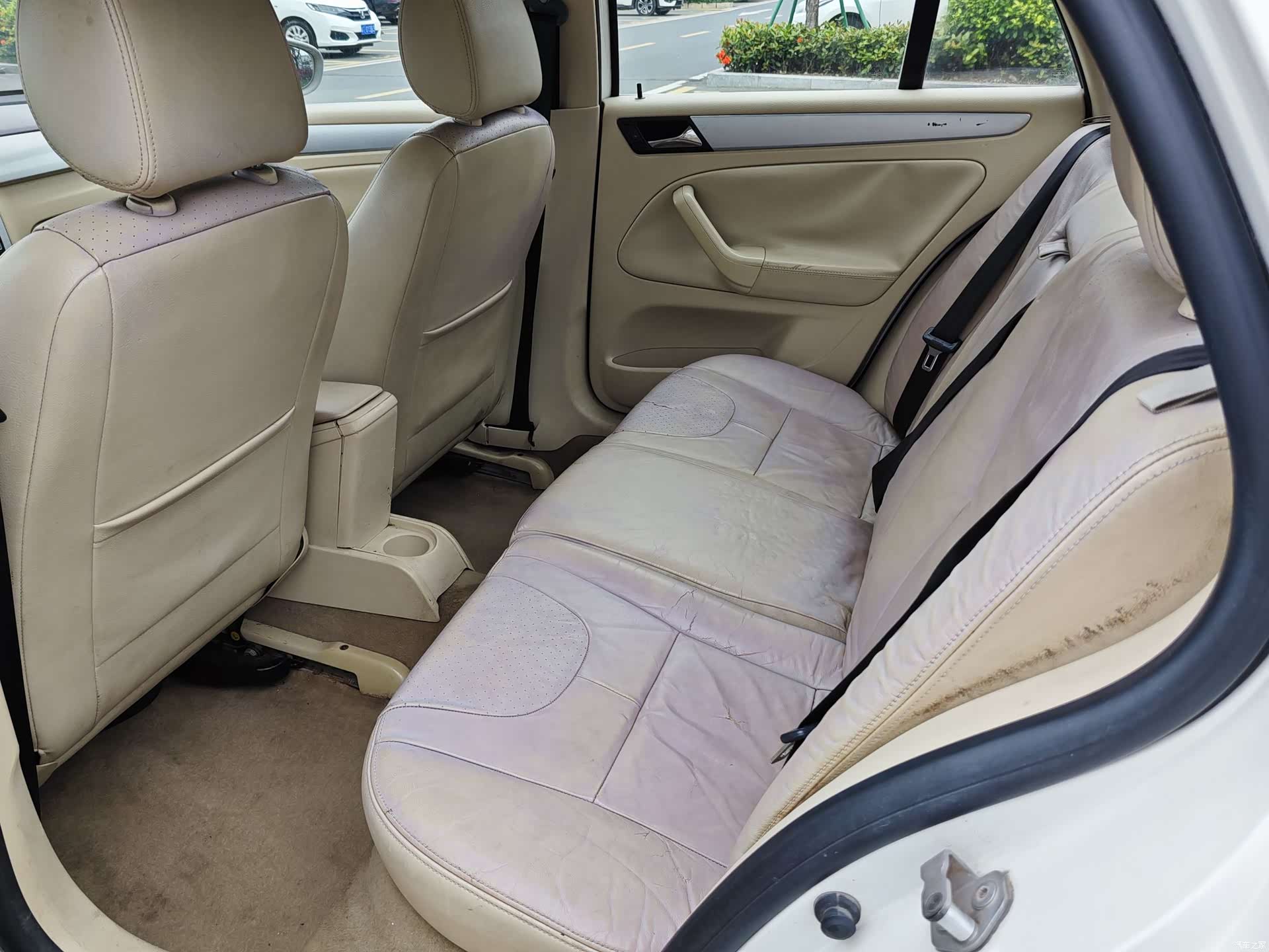 Volkswagen Bora, 2010 14