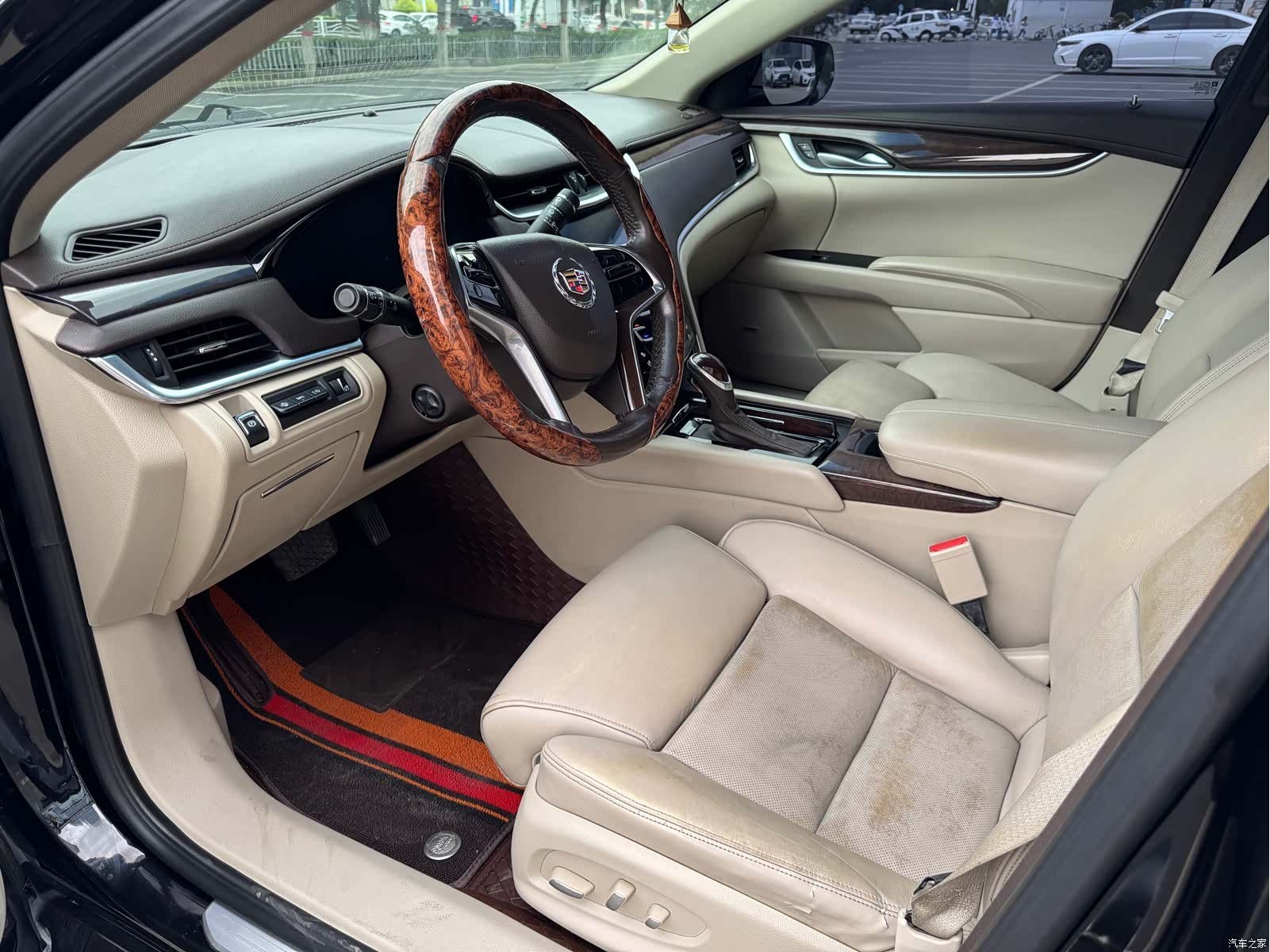Cadillac XTS, 2014 4