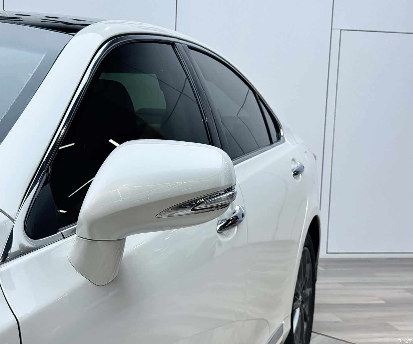 Lexus ES, 2011 24