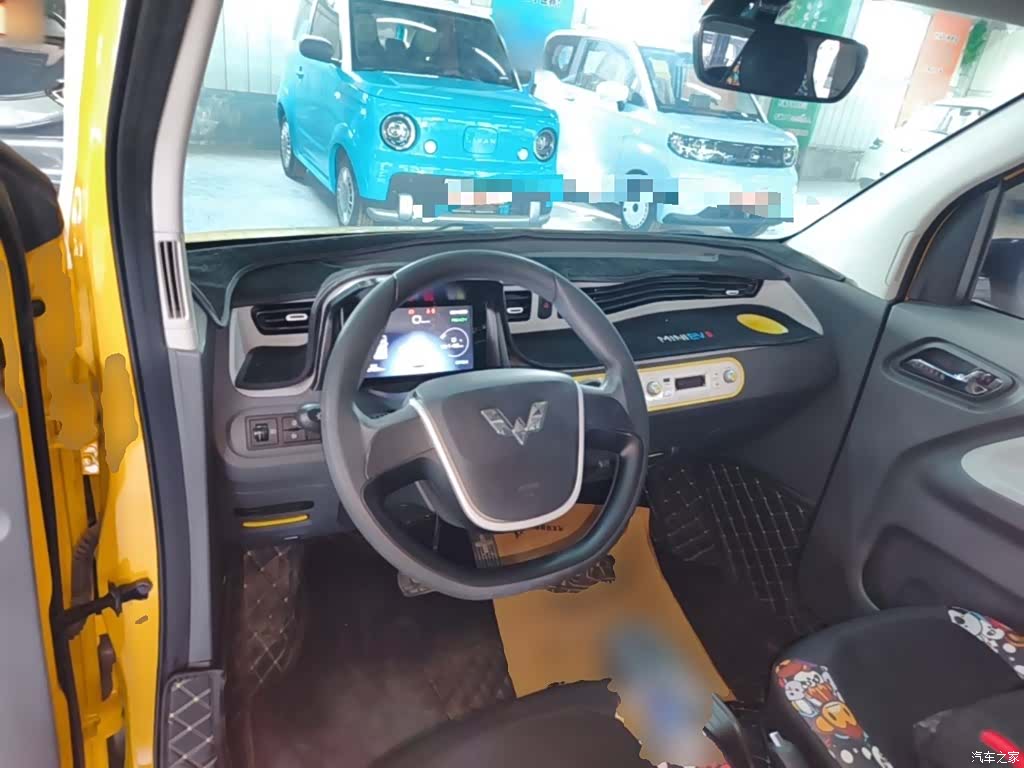 Wuling MINIEV, 2021 10