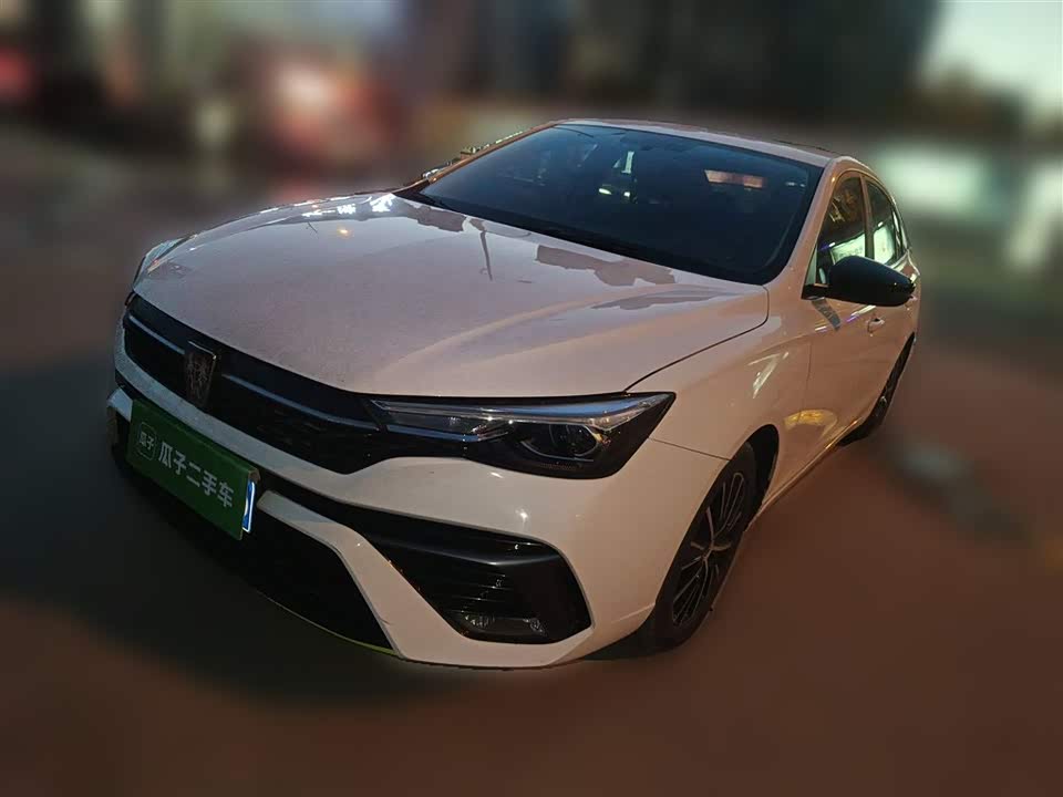 Roewe i5
