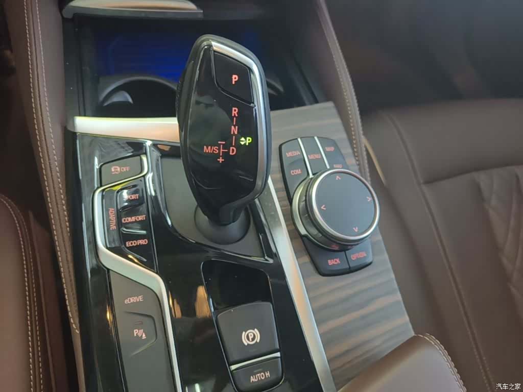 BMW 5 Series, 2018 14