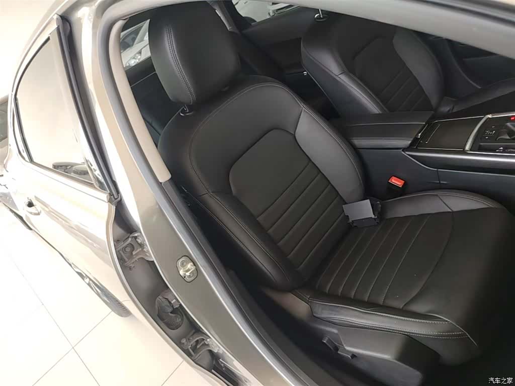 Citroen C6, 2018 25