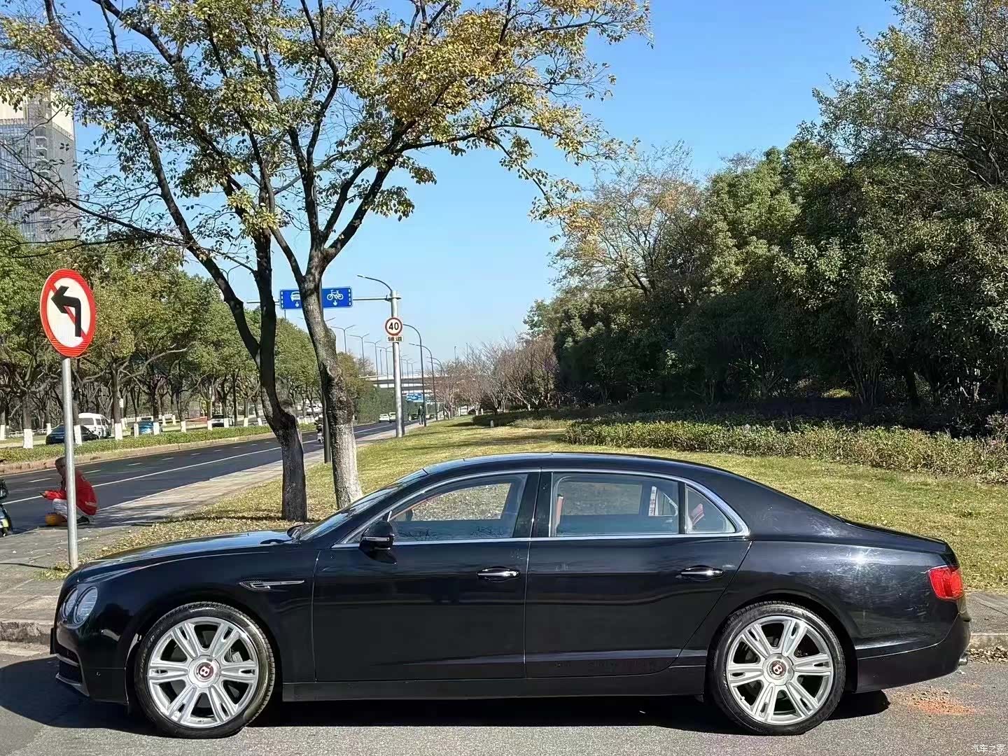 Bentley Flying Spur, 2016 все фото