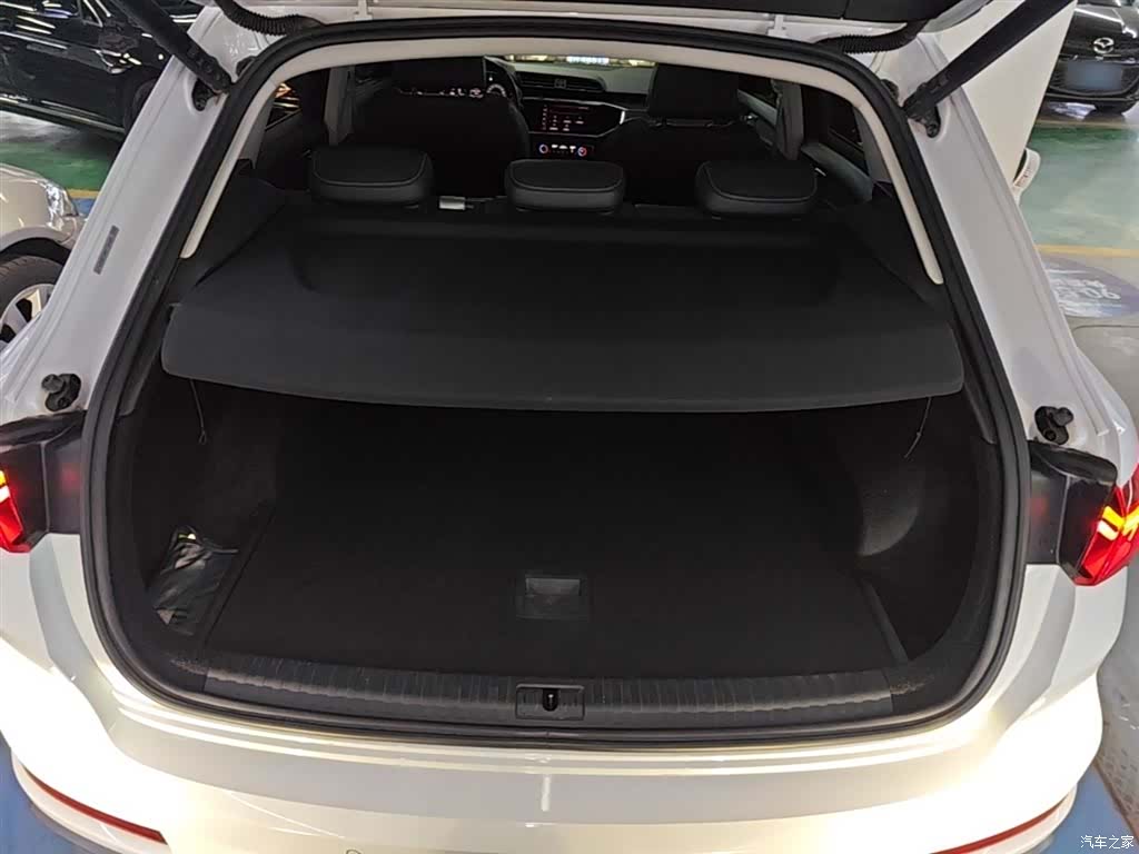 Audi Q3, 2021 18