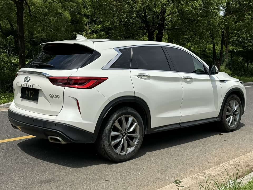 Infiniti QX50