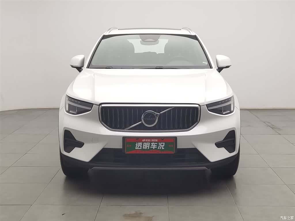 Volvo XC40, 2023 3