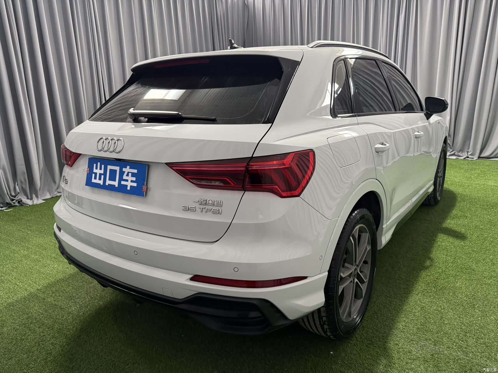Audi Q3, 2022 6