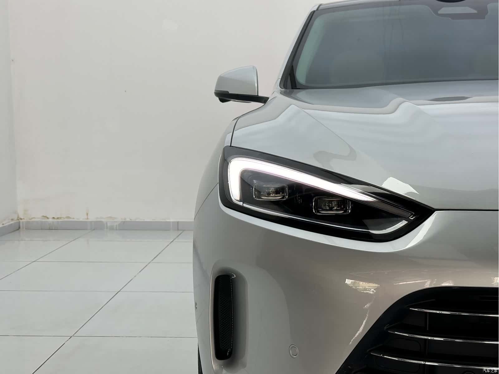 AITO M5, 2023 10