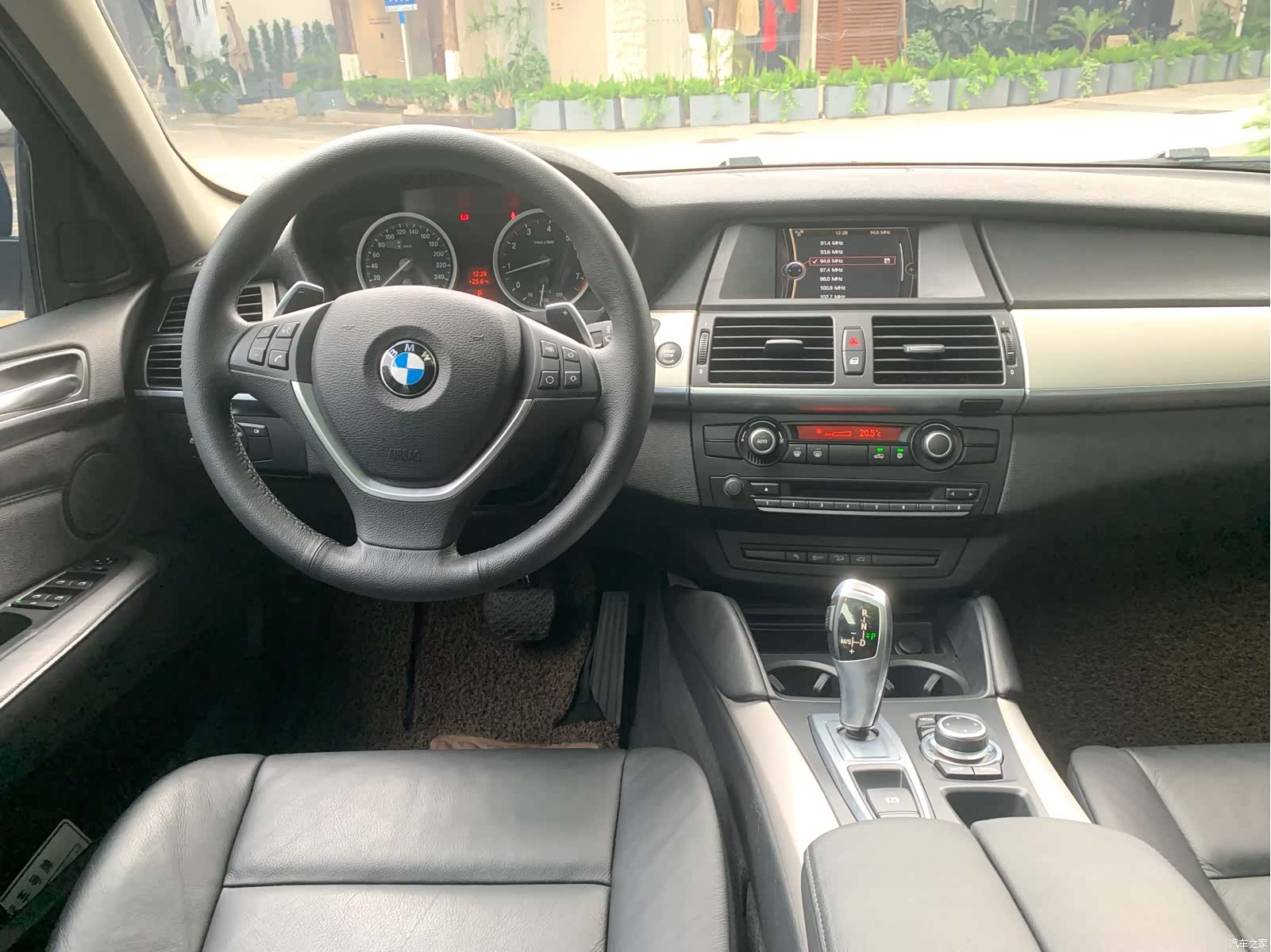 BMW X6, 2015 9