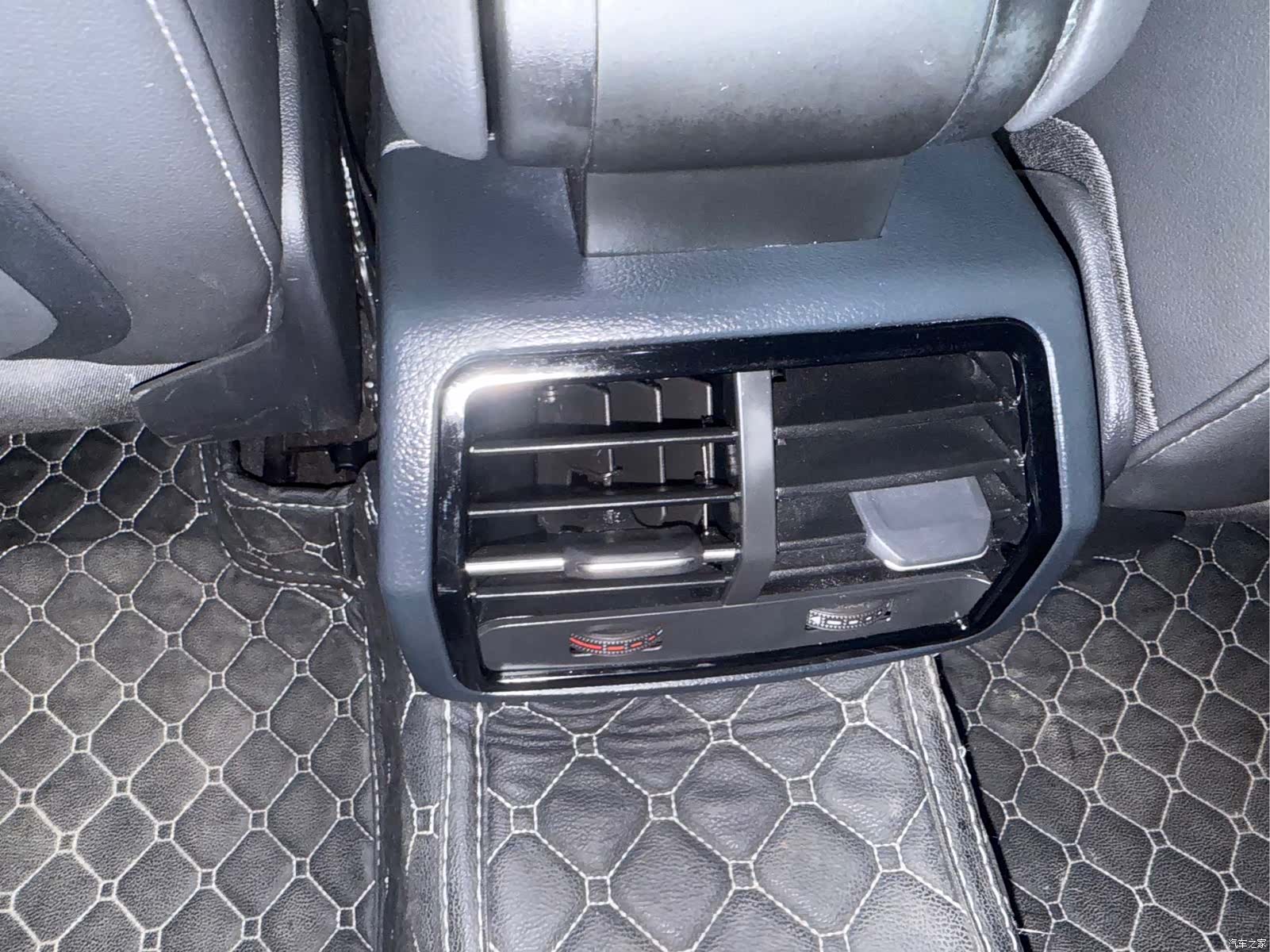 Audi Q3, 2023 17