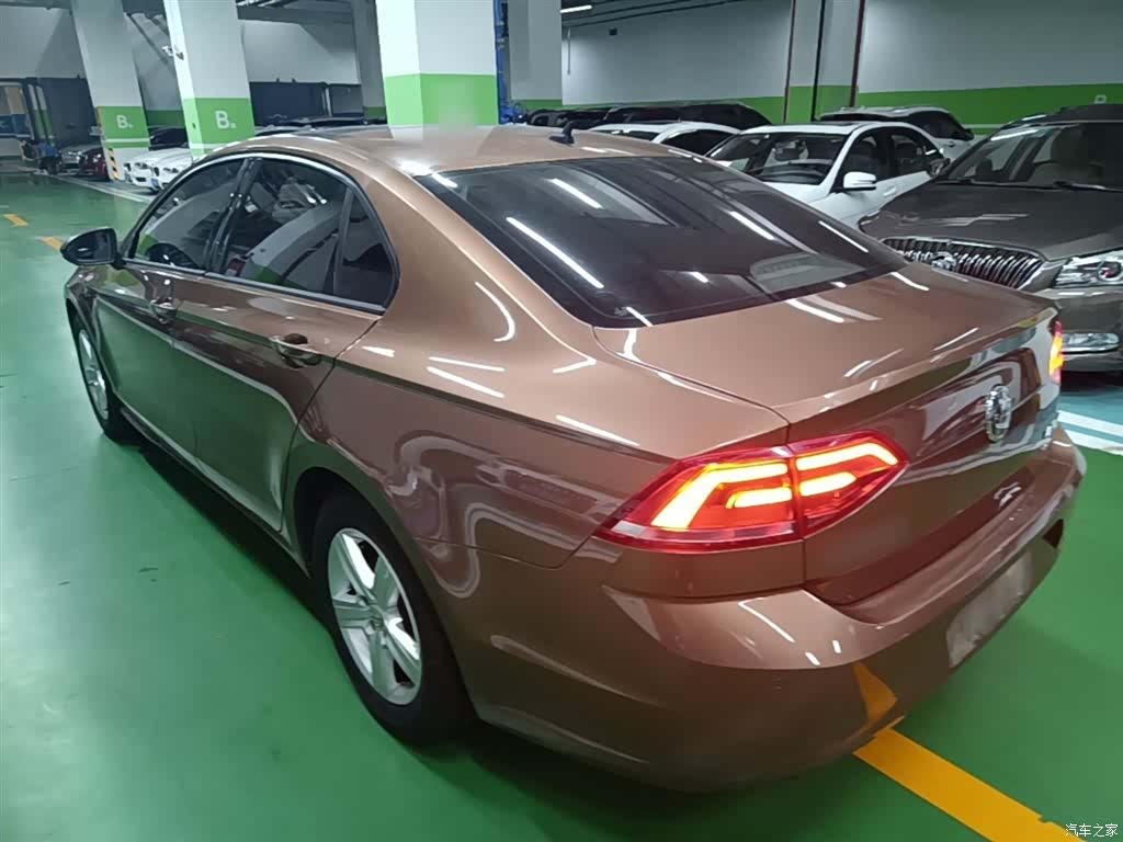 Volkswagen Lamando, 2017 все фото