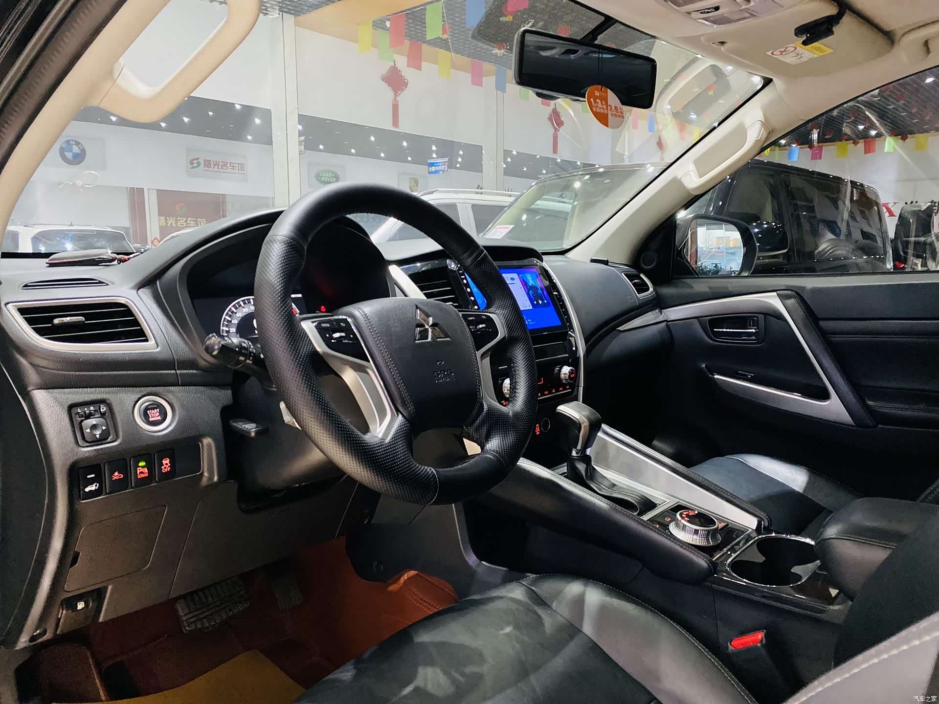 Mitsubishi Pajero, 2020 15