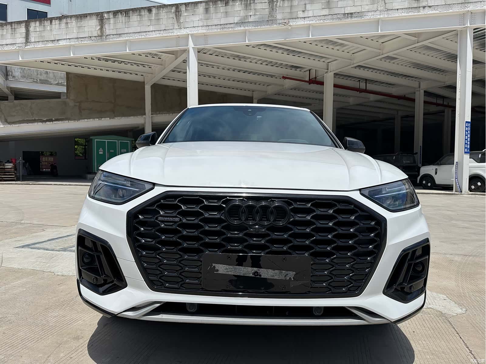 Audi Q5L, 2025 2