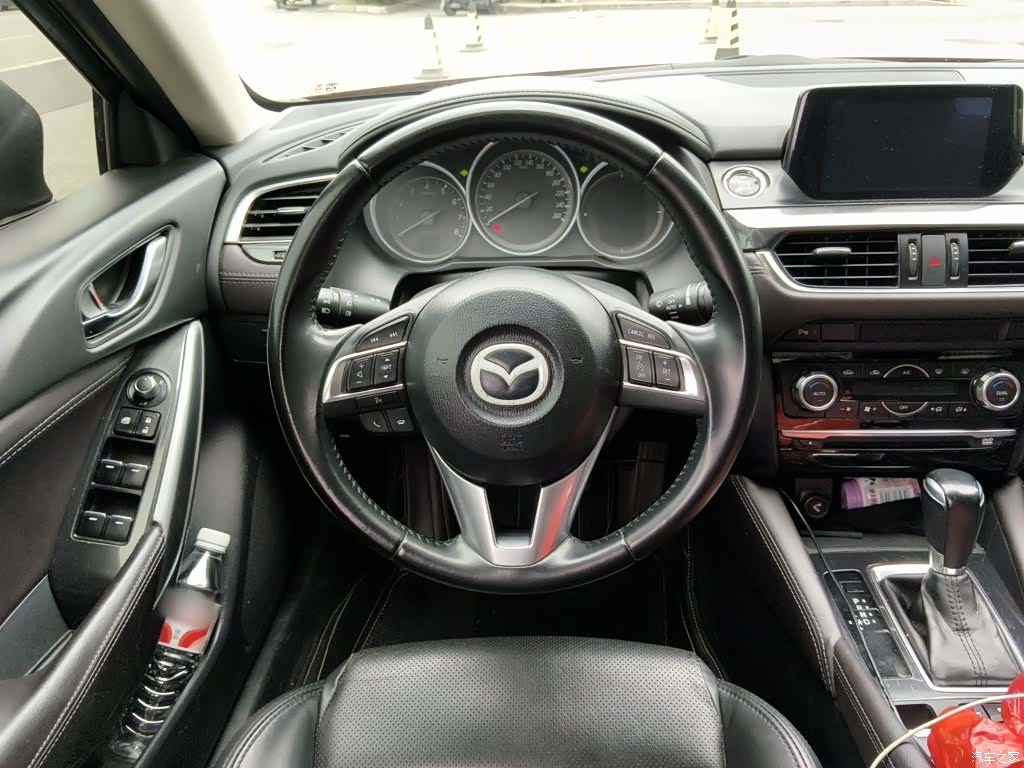 Mazda Atenza, 2017 3