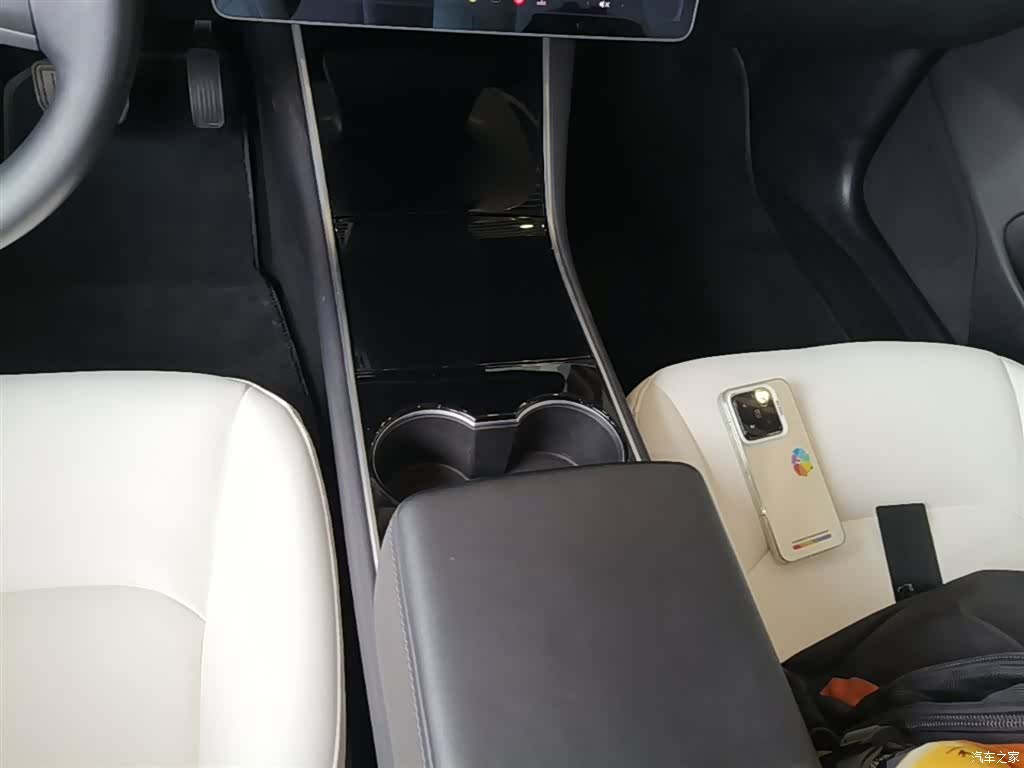 Tesla Model 3, 2019 14