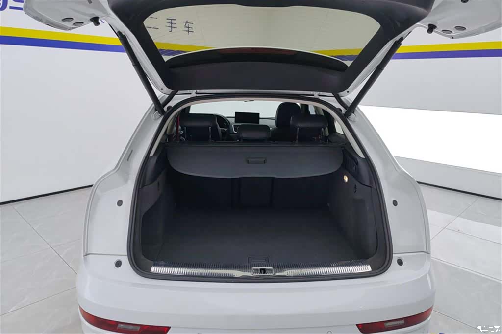 Audi Q3, 2016 4