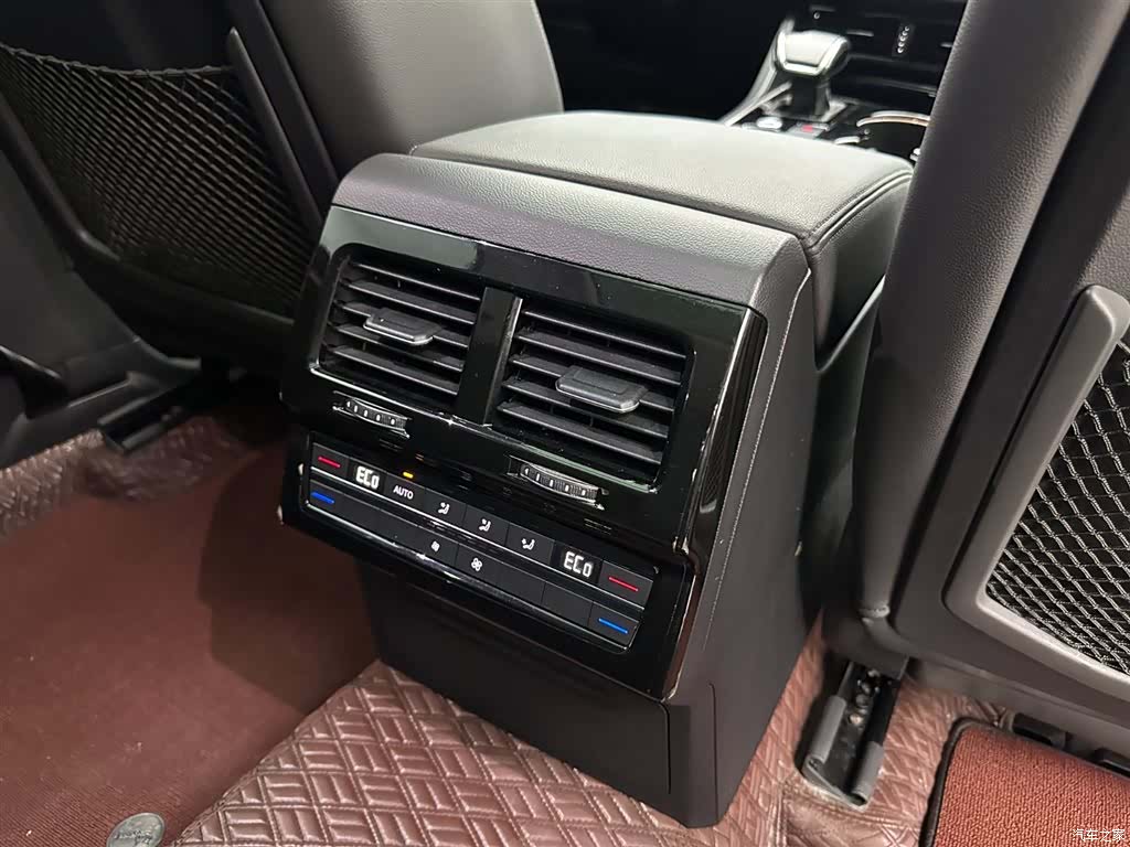Volkswagen Touareg, 2021 20