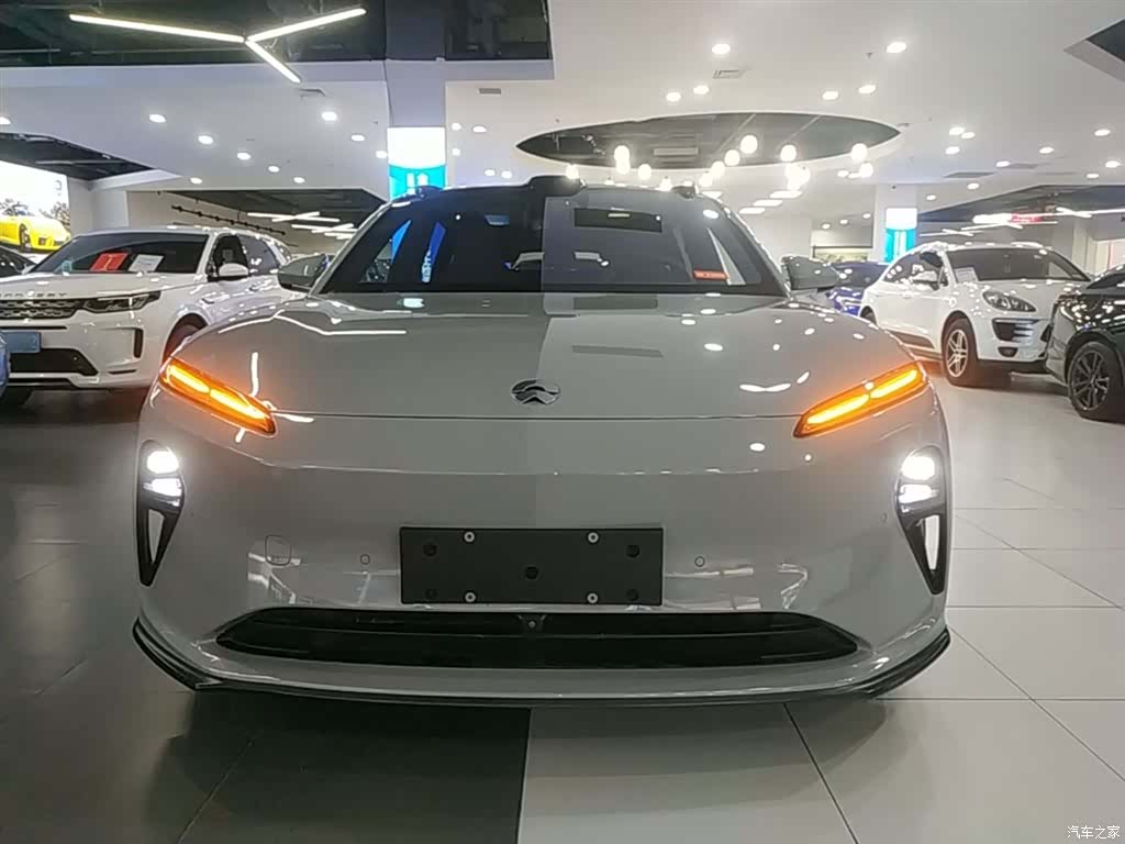 NIO ET5, 2025 3
