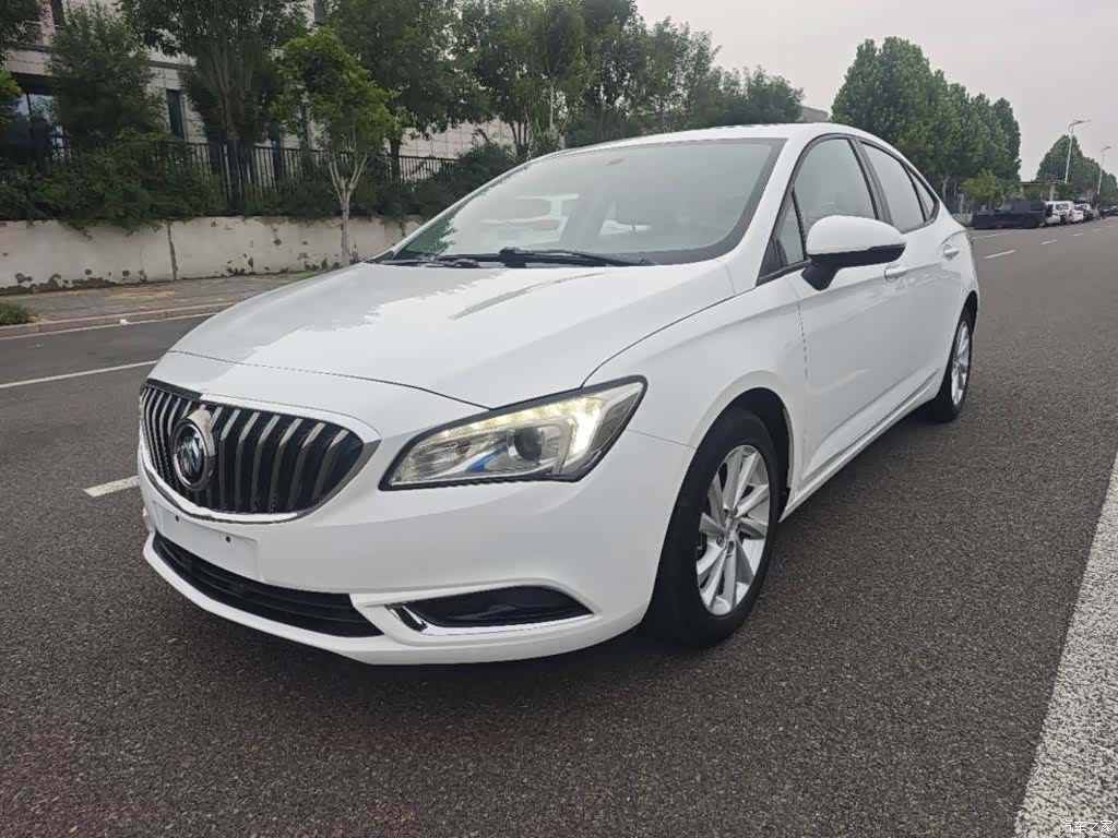 Buick Verano, 2016 1