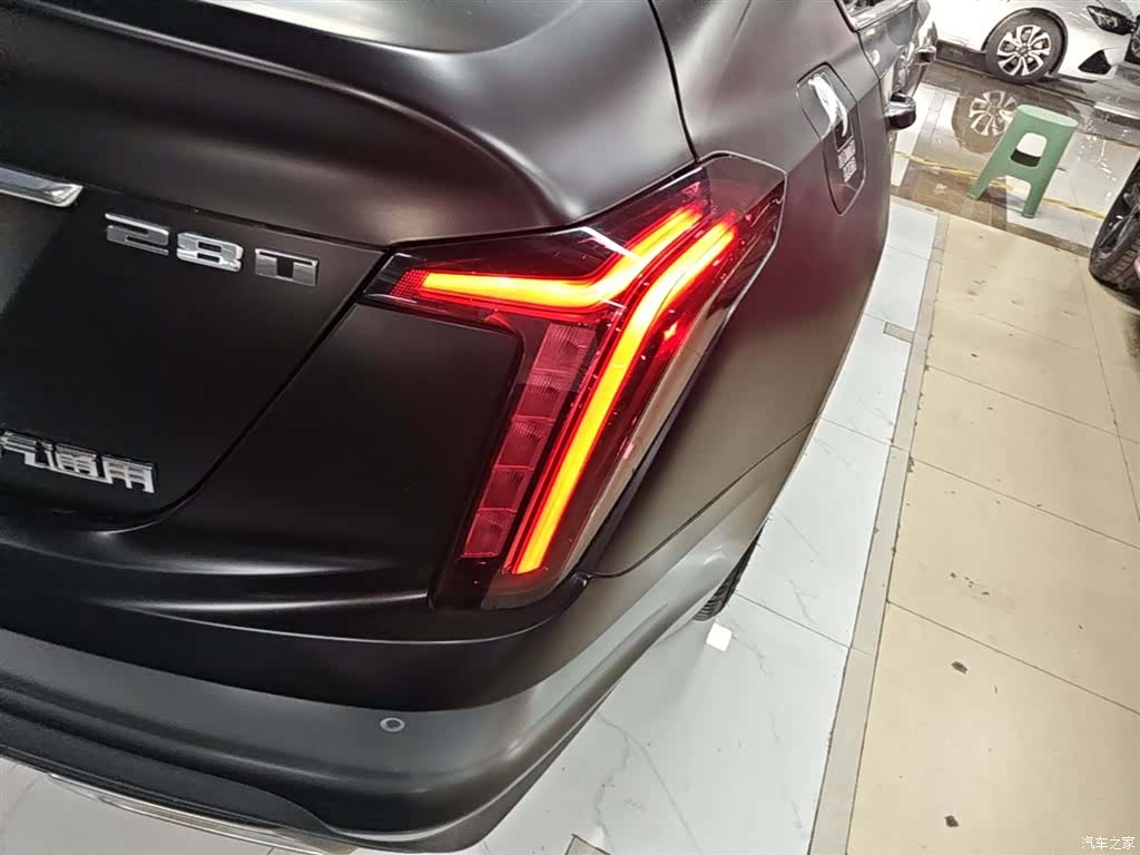 Cadillac CT5, 2023 8