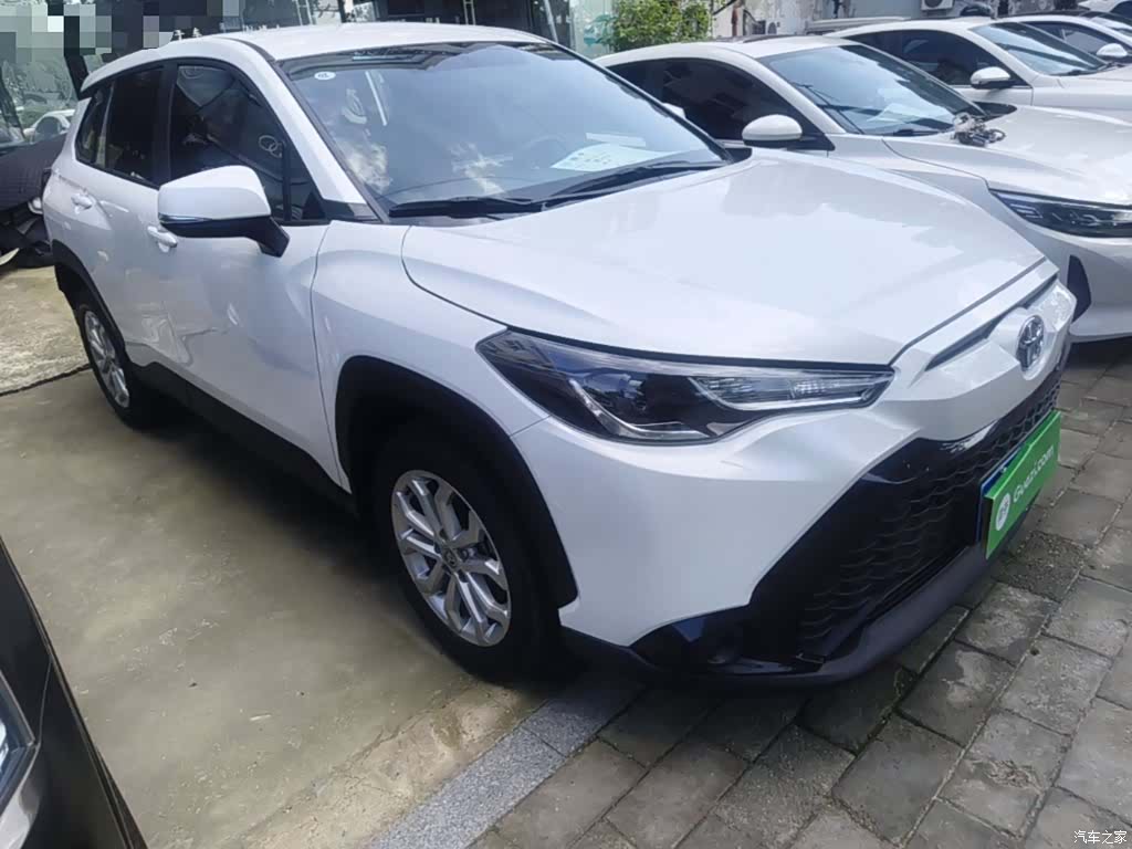 Toyota Frontlander, 2025 4