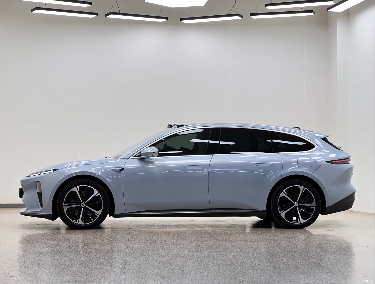 NIO ET5, 2023 4