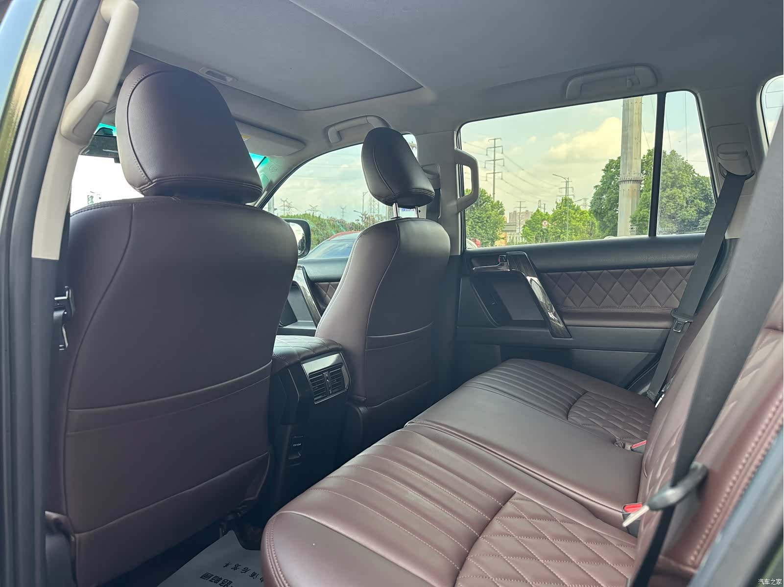 Toyota Prado, 2015 11