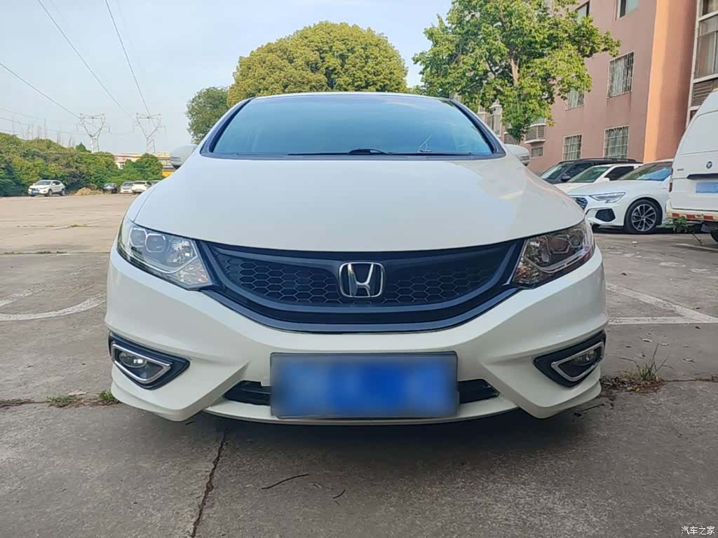 Honda Jade, 2015 3