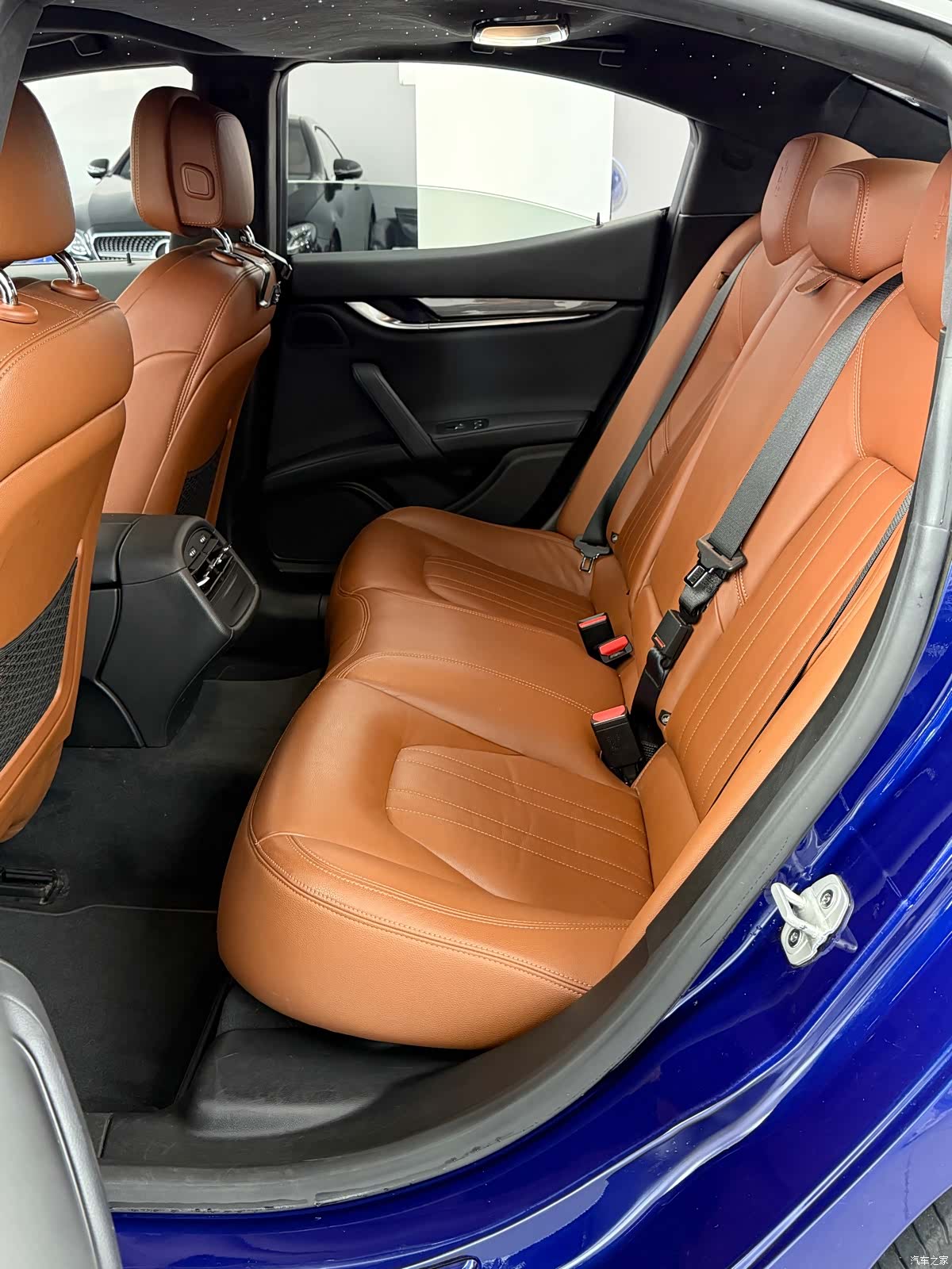 Maserati Ghibli, 2017 9