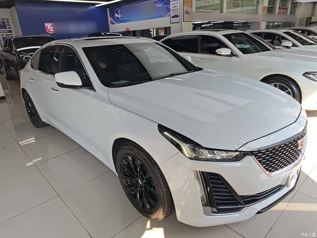 Cadillac CT5, 2021 4