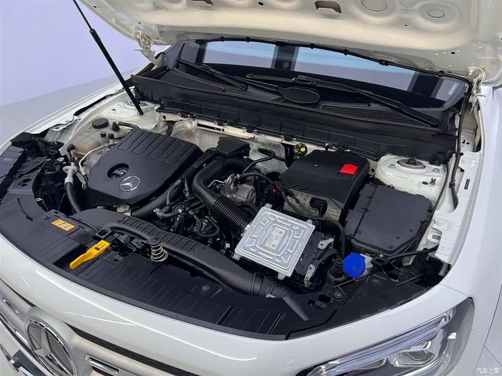 Mercedes-Benz GLB, 2022 27